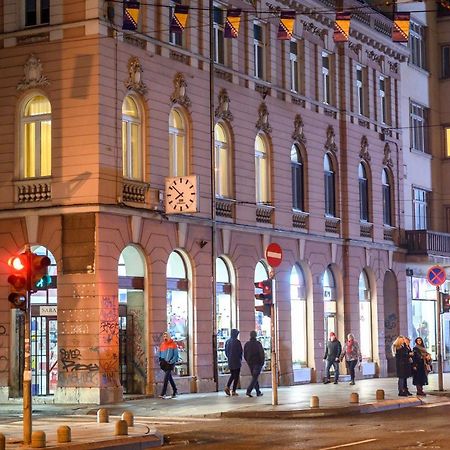 Megapolis Main Street Suites Saraievo Exterior foto