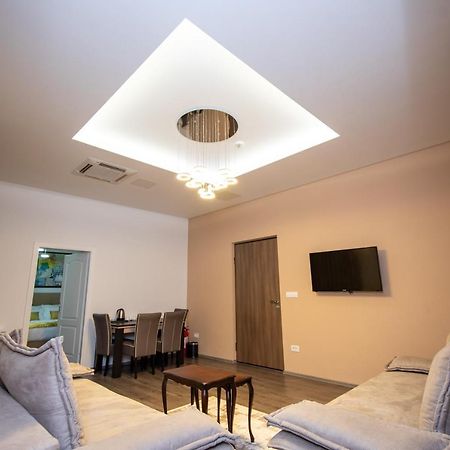 Megapolis Main Street Suites Saraievo Exterior foto